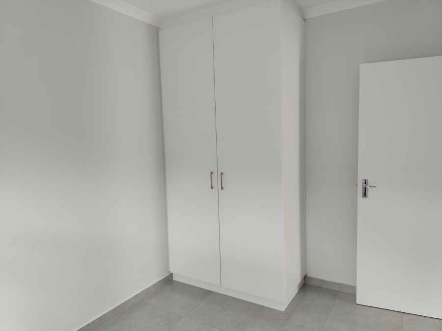 To Let 3 Bedroom Property for Rent in Stellendale Western Cape